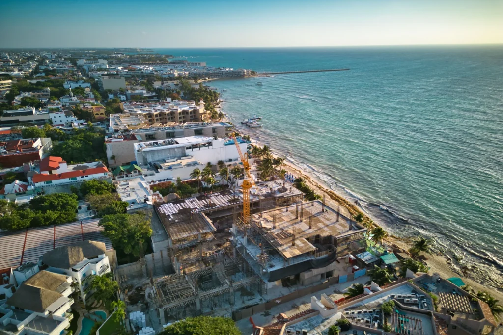 Life in Playa Beyond Fifth Avenue