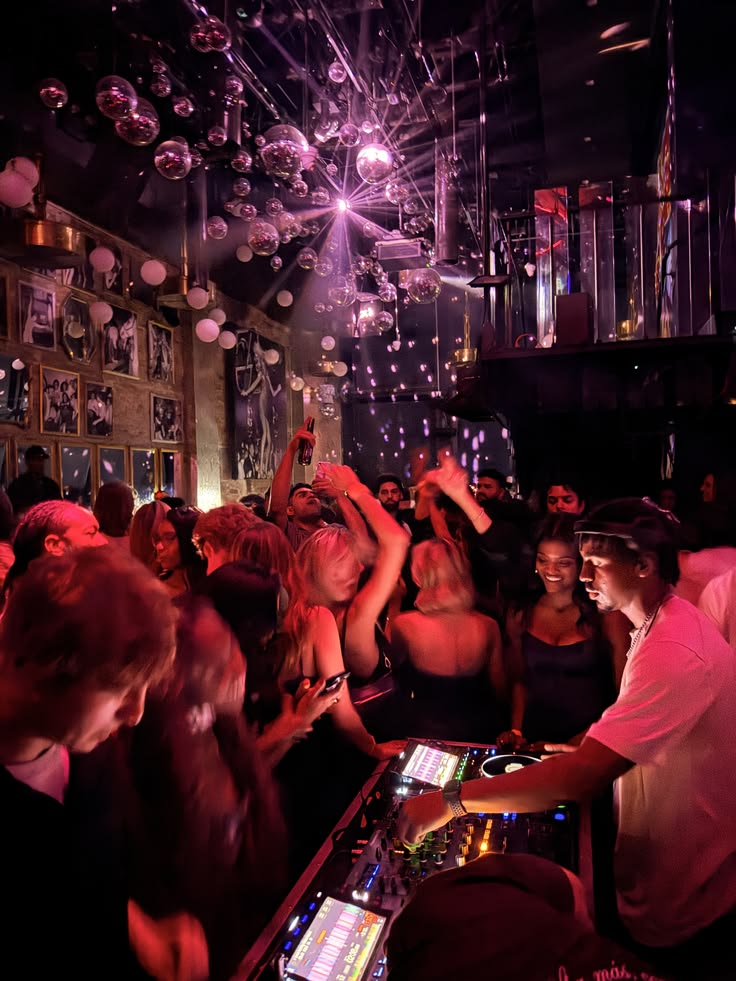 The Best Places to Listen to House Music in Playa del Carmen