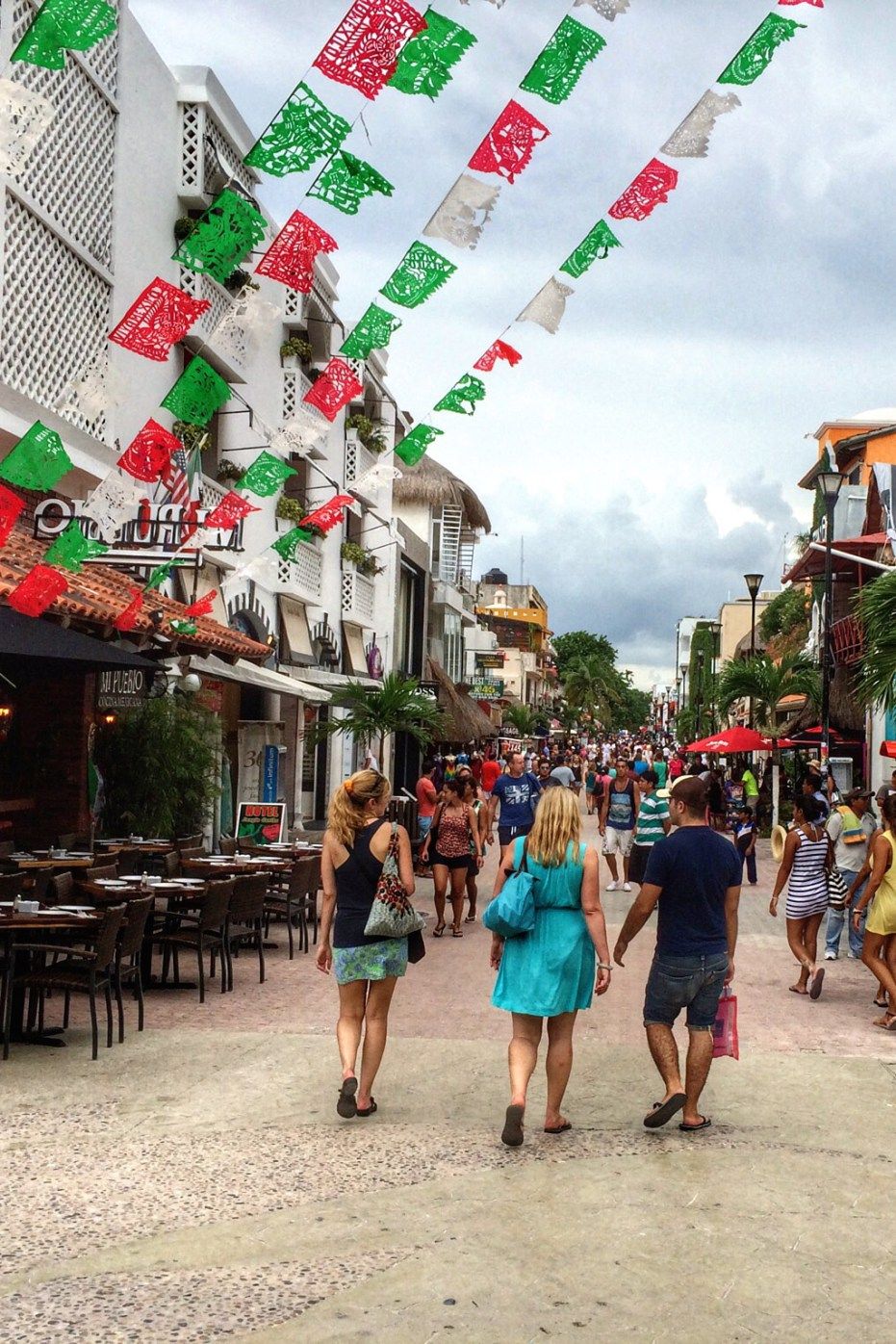 Is Fifth Avenue in Playa del Carmen Still Worth Visiting?